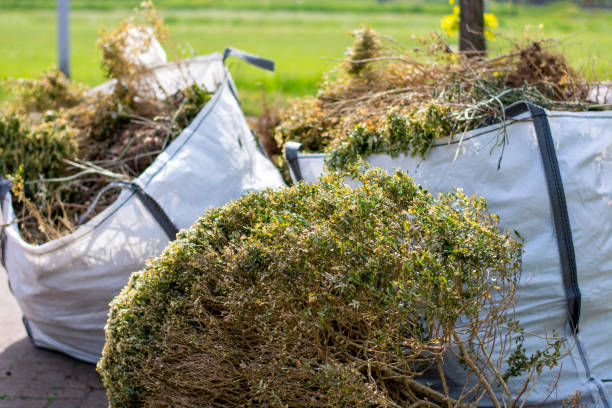 Best Garage Cleanout  in Wallace, FL